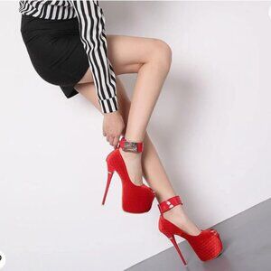 Women's Red Smiling Buckle Platform High Heel Sandal Suede Open toe Pump Bouti